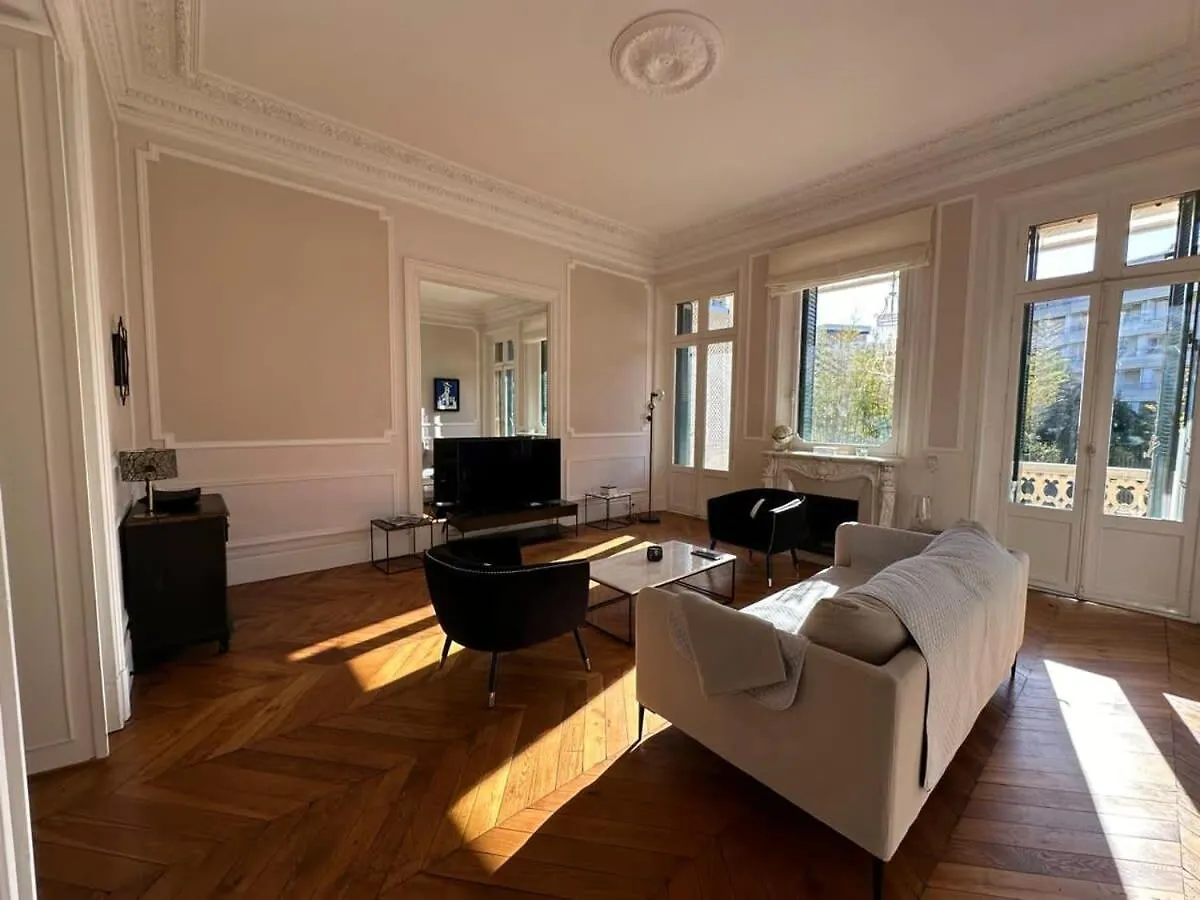 Apartment C025 Villa Toscane Bel Appartement Bourgeois Cannes