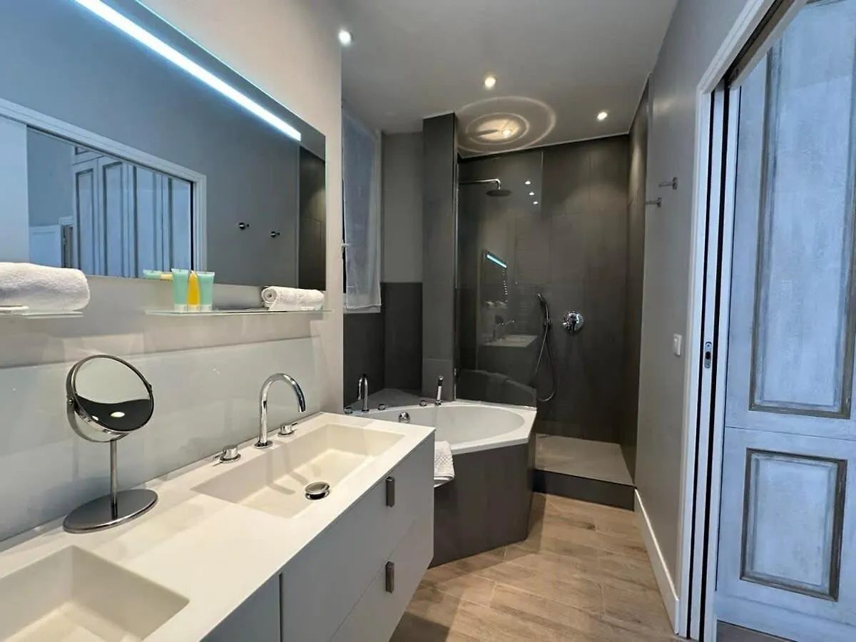 C025 Villa Toscane Bel Appartement Bourgeois Cannes 0*,  France