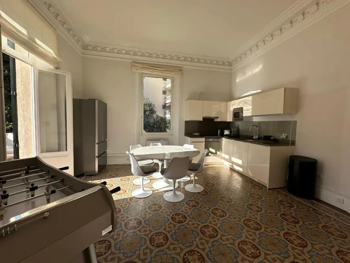 C025 Villa Toscane Bel Appartement Bourgeois Cannes 0*,