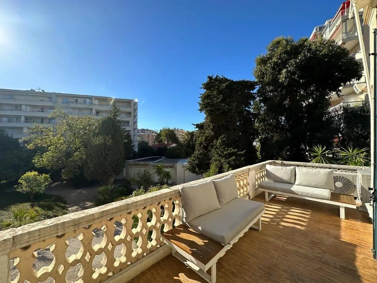 C025 Villa Toscane Bel Appartement Bourgeois Cannes