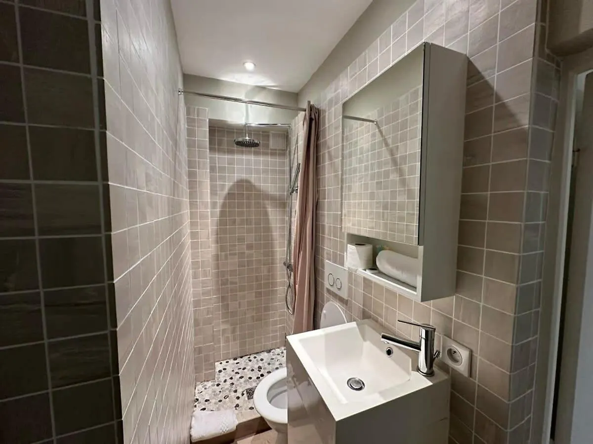 Apartment C025 Villa Toscane Bel Appartement Bourgeois Cannes France